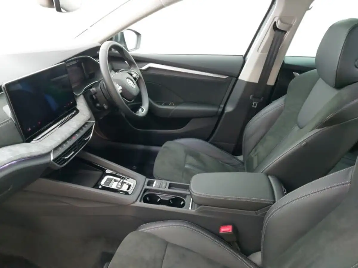 2024-skoda-octavia-20tdi-se-l-150ps-estate-dsg-big-4