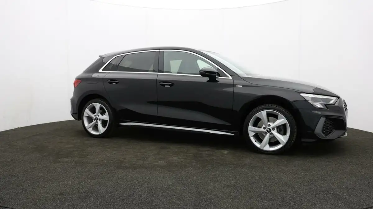 2021-audi-a3-14-40-tfsi-e-s-line-big-35
