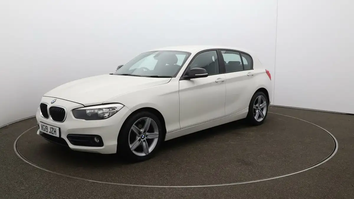 2019-bmw-1-series-15-118i-sport-138bhp-5d-big-59