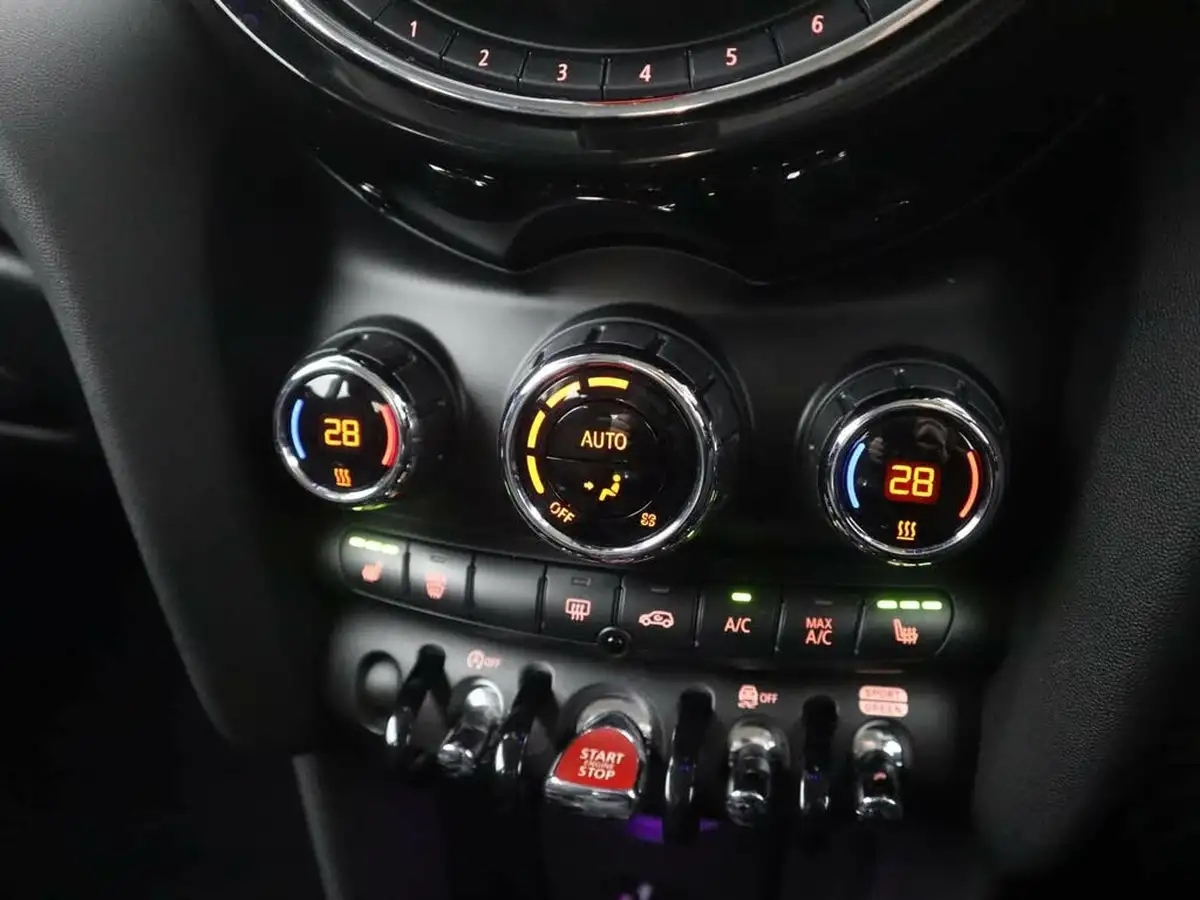 2020-mini-cooper-15-cooper-classic-nav-hatchback-3d-big-18