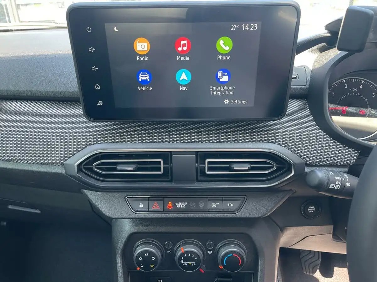 2022-dacia-sandero-10-tce-comfort-90bhp-big-34