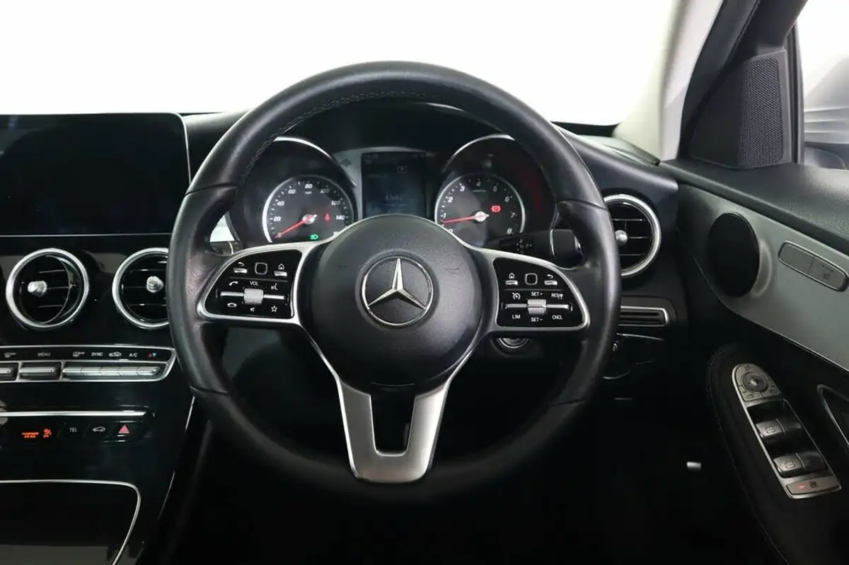 2018-mercedes-benz-c-class-15-c200-sport-ss-saloon-4d-big-34