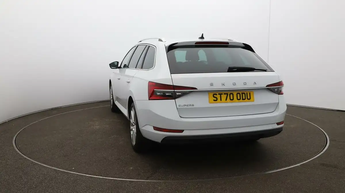 2020-skoda-superb-15-tsi-se-l-estate-big-52