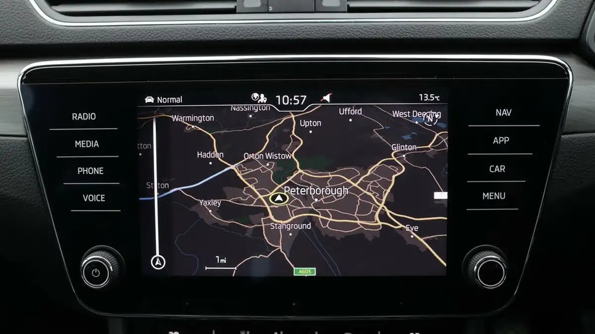 2020-skoda-superb-15-tsi-se-l-estate-big-11