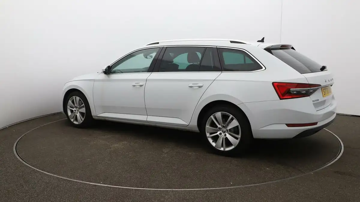 2020-skoda-superb-15-tsi-se-l-estate-big-28