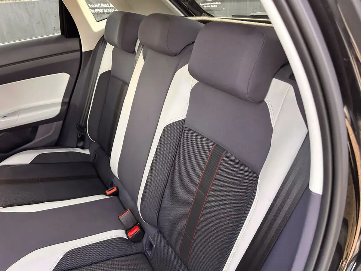 2020-volkswagen-polo-10-tsi-beats-dsg-big-19