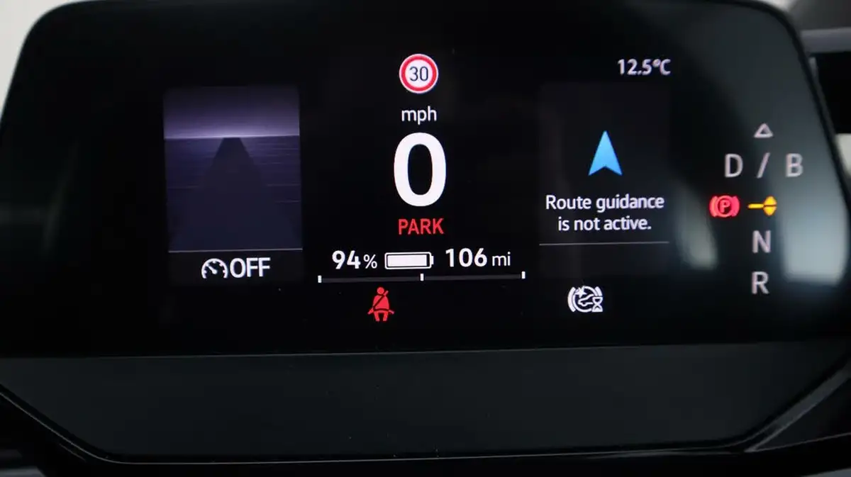 2020-volkswagen-id3-e-business-big-10