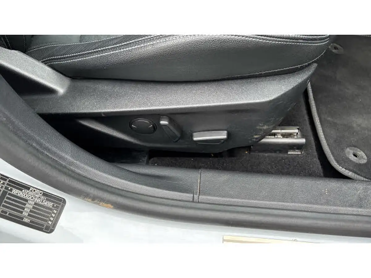 2019-ford-focus-10t-active-x-hatchback-big-36