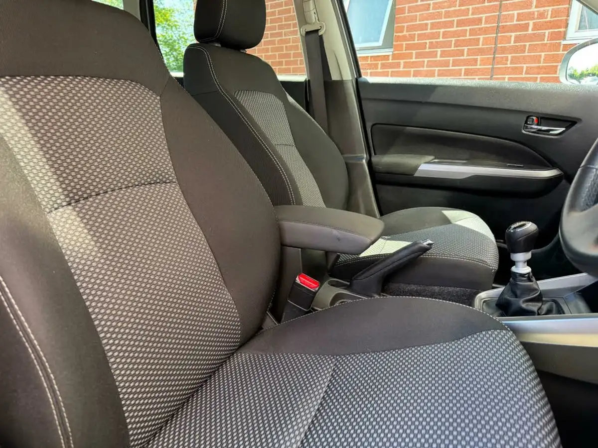 2020-suzuki-vitara-14-boosterjet-sz-t-129ps-mild-hybrid-big-13