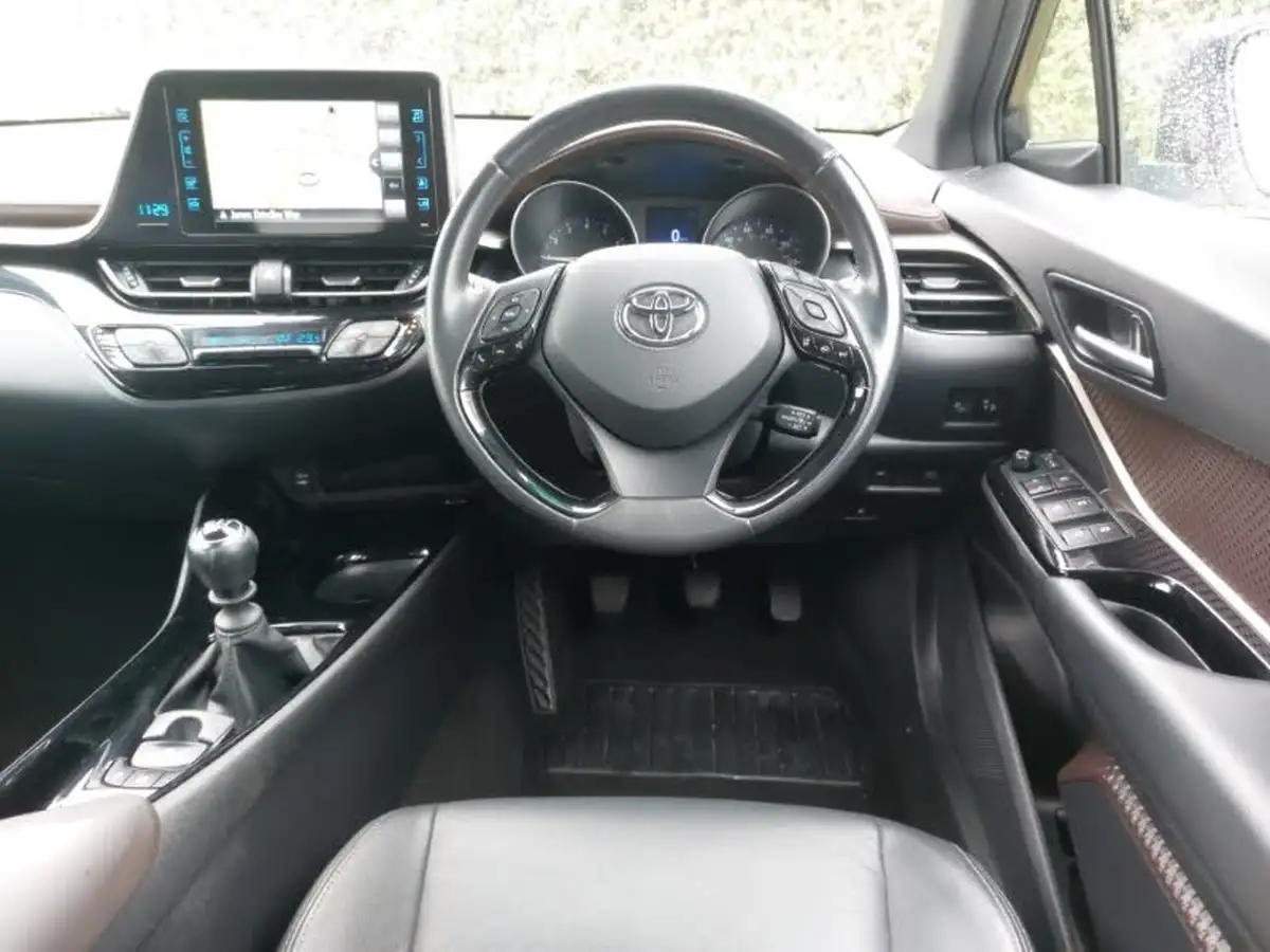2019-toyota-c-hr-12-excel-big-6