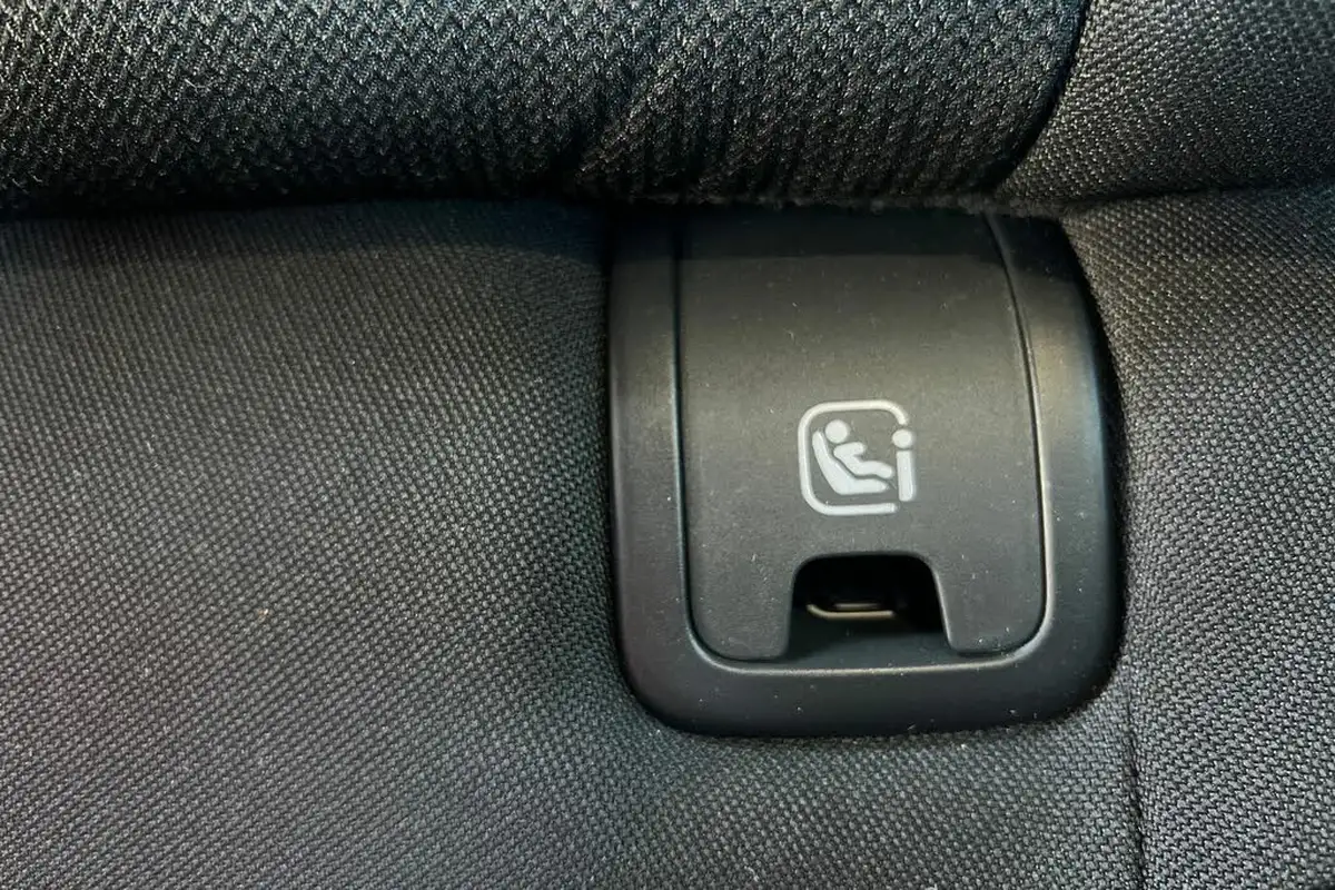 2024-mazda-mazda3-25-e-skyactiv-g-homura-big-35