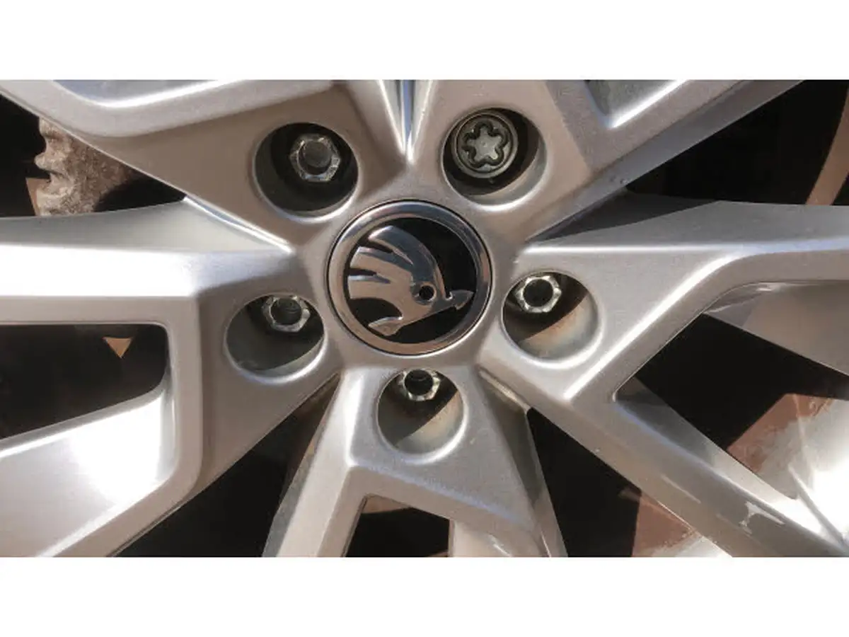 2021-skoda-kamiq-10-tsi-se-109ps-dsg-big-43