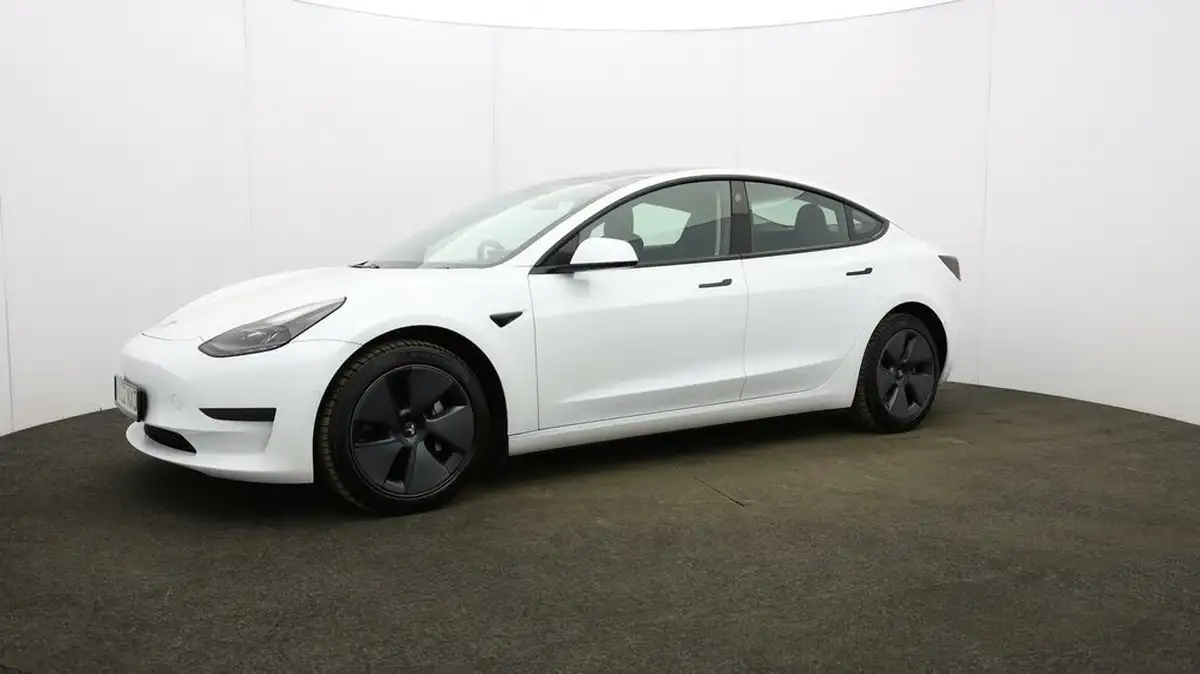 2021-tesla-model-3-e-standard-plus-big-28