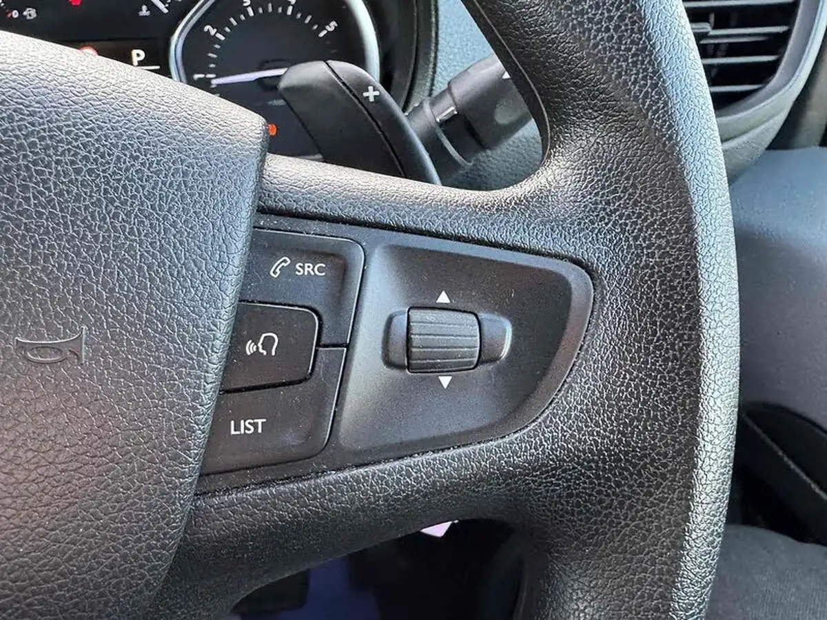 2021-vauxhall-vivaro-20td-3100-l2h1-elite-180pseu6dt-panel-auto-big-31