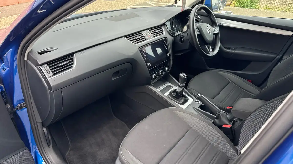 2018-skoda-octavia-14-tsi-se-hatchback-big-11