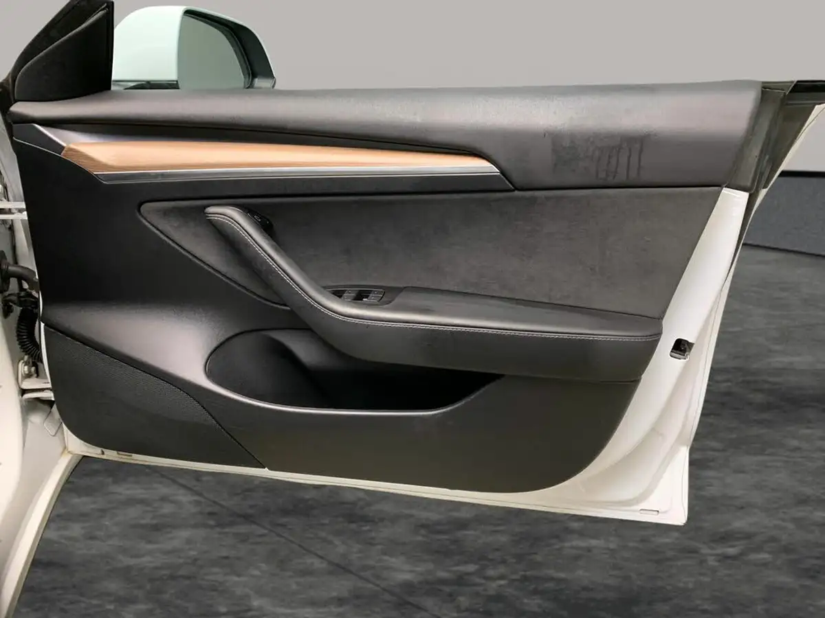 2022-tesla-model-3-e-long-range-big-30