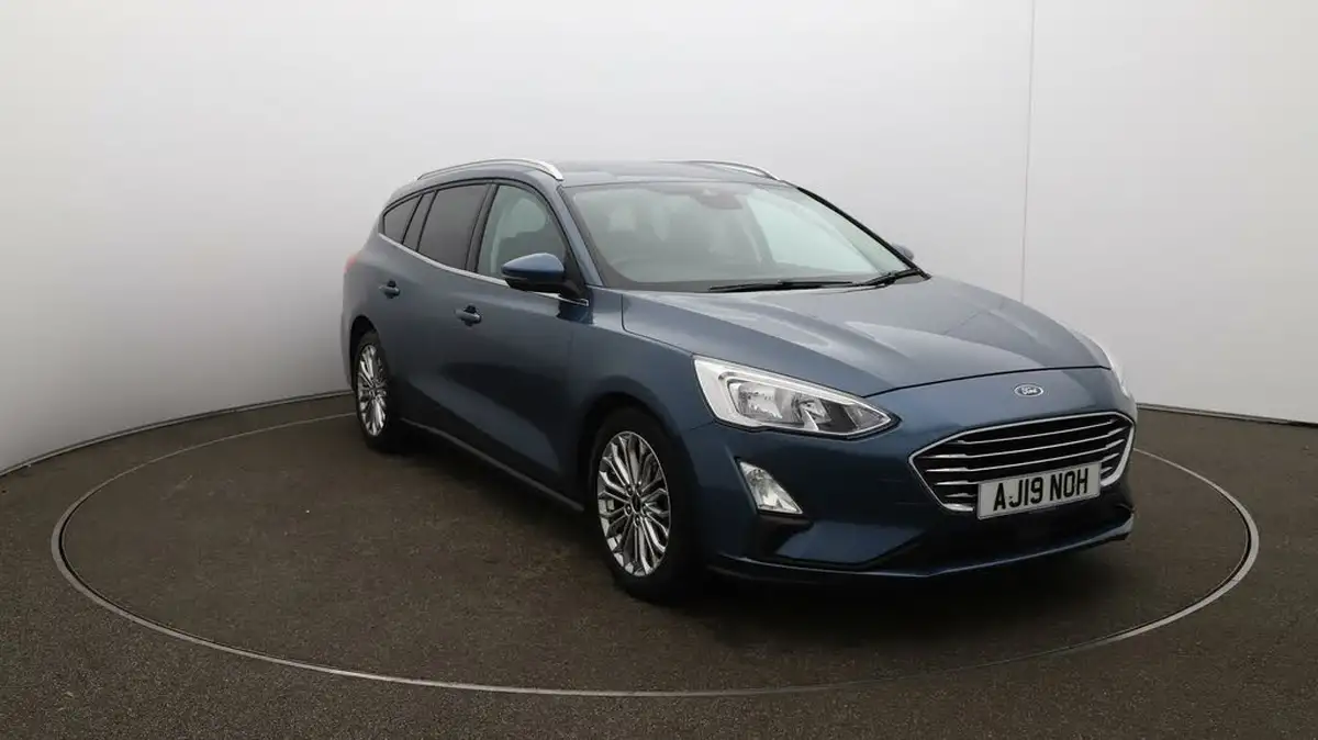 2019-ford-focus-10t-titanium-x-estate-auto-big-33