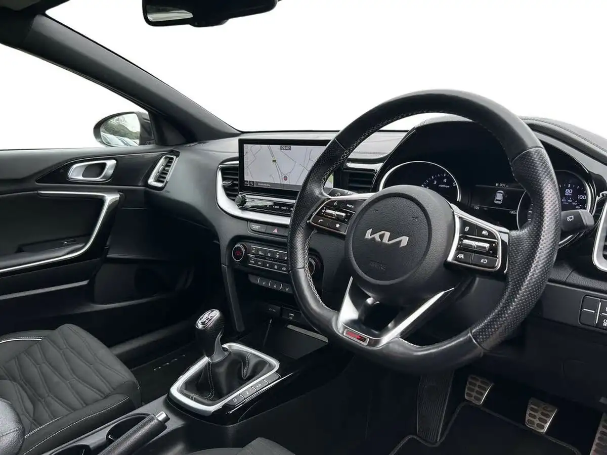 2021-kia-ceed-15-t-gdi-gt-line-big-4