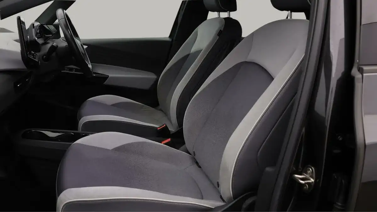 2021-volkswagen-id3-e-tech-big-20