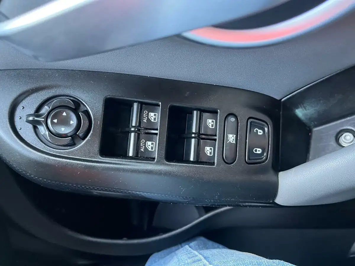 2016-fiat-500x-16-e-torq-pop-plus-big-24