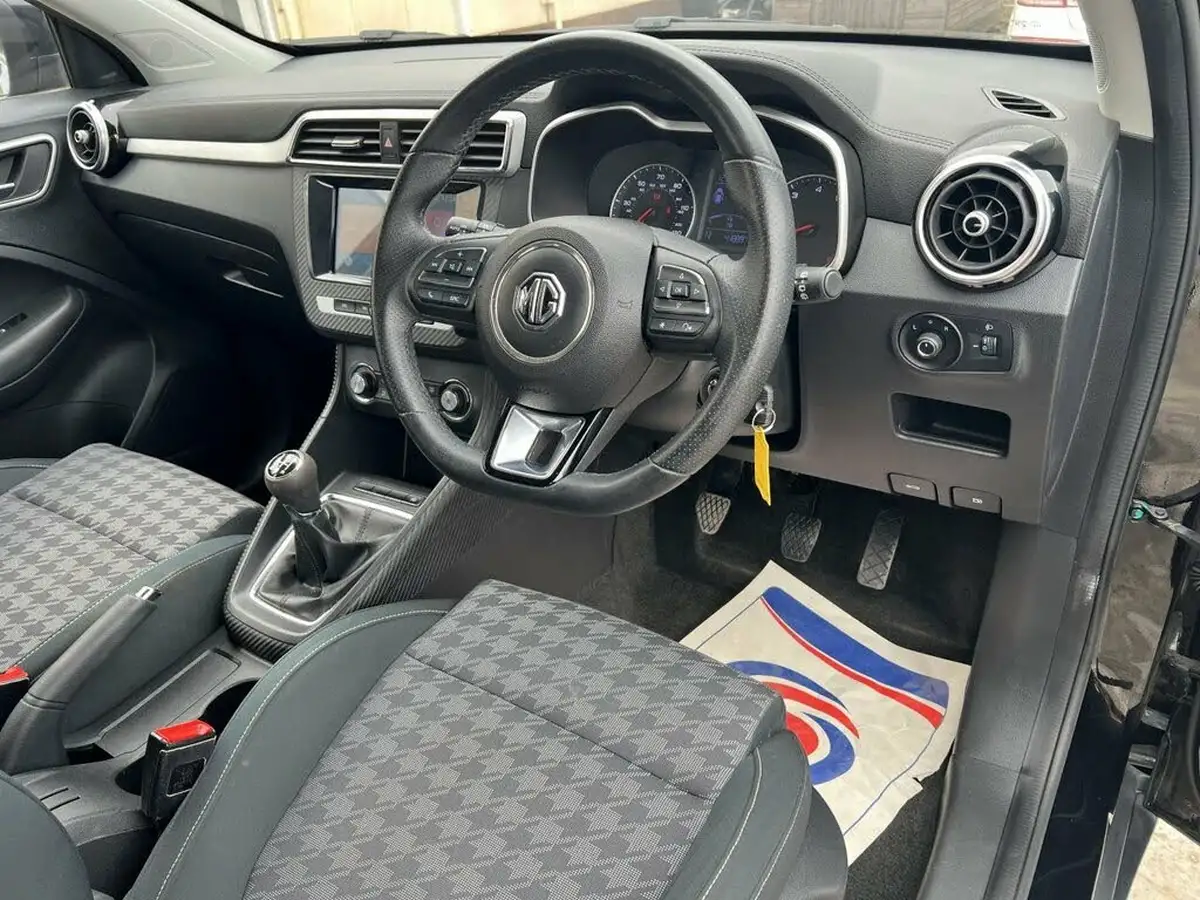 2018-mg-zs-suv-15-vti-tech-excite-big-14