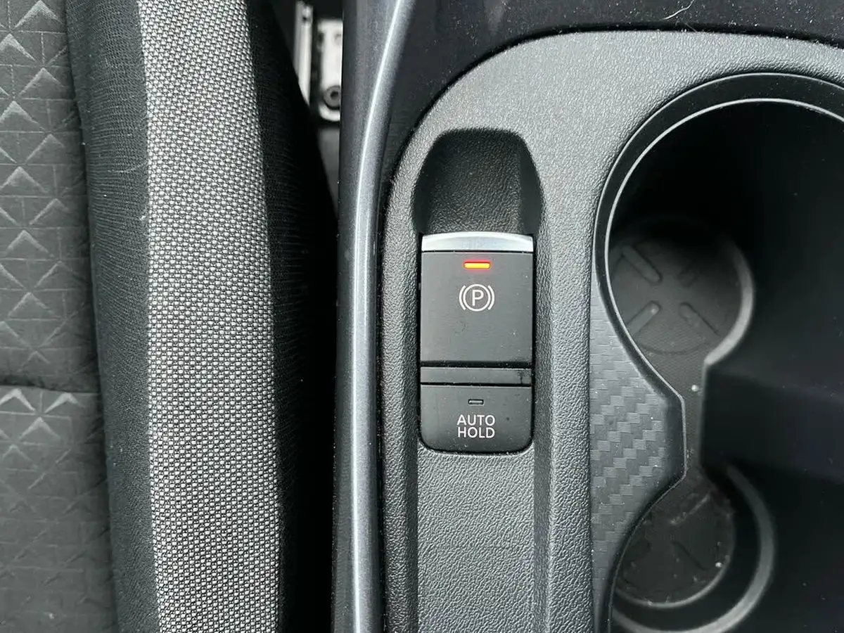 2022-nissan-juke-10-dig-t-n-connecta-dct-big-24