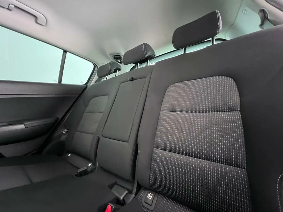 2018-kia-sportage-16-gdi-2-big-12