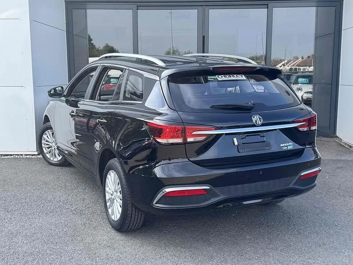 2021-mg-mg5-e-exclusive-ev-long-range-big-1