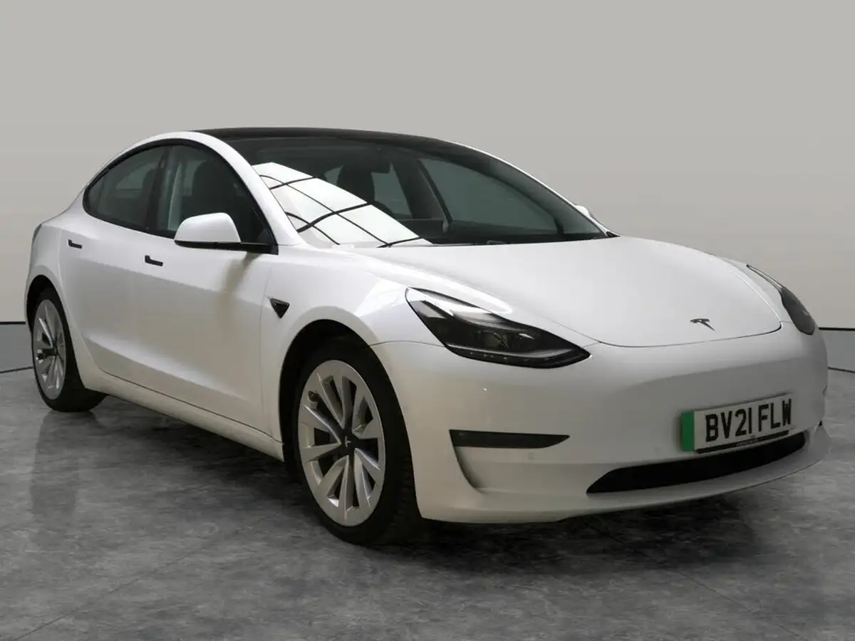 2021-tesla-model-3-e-long-range-4x4-big-8