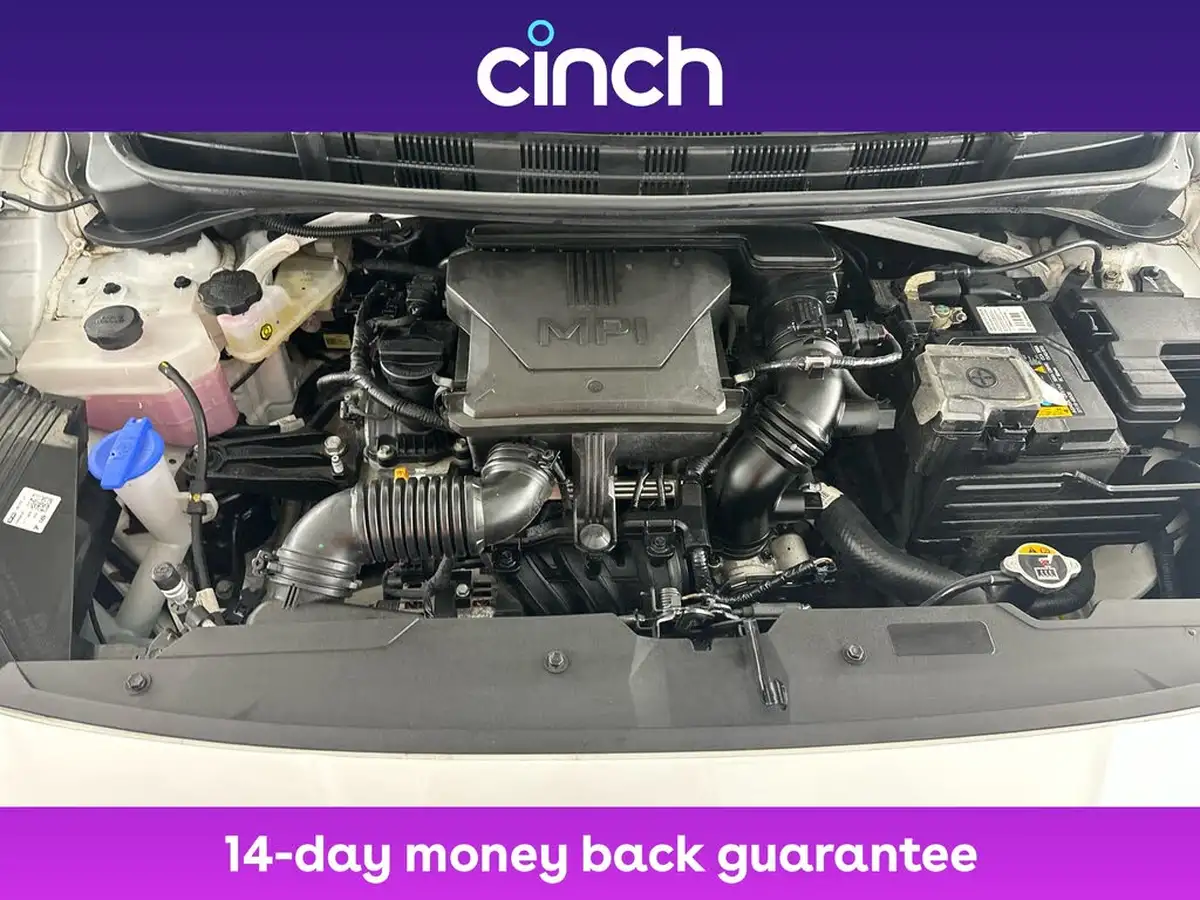 2021-hyundai-i10-12-se-connect-big-15