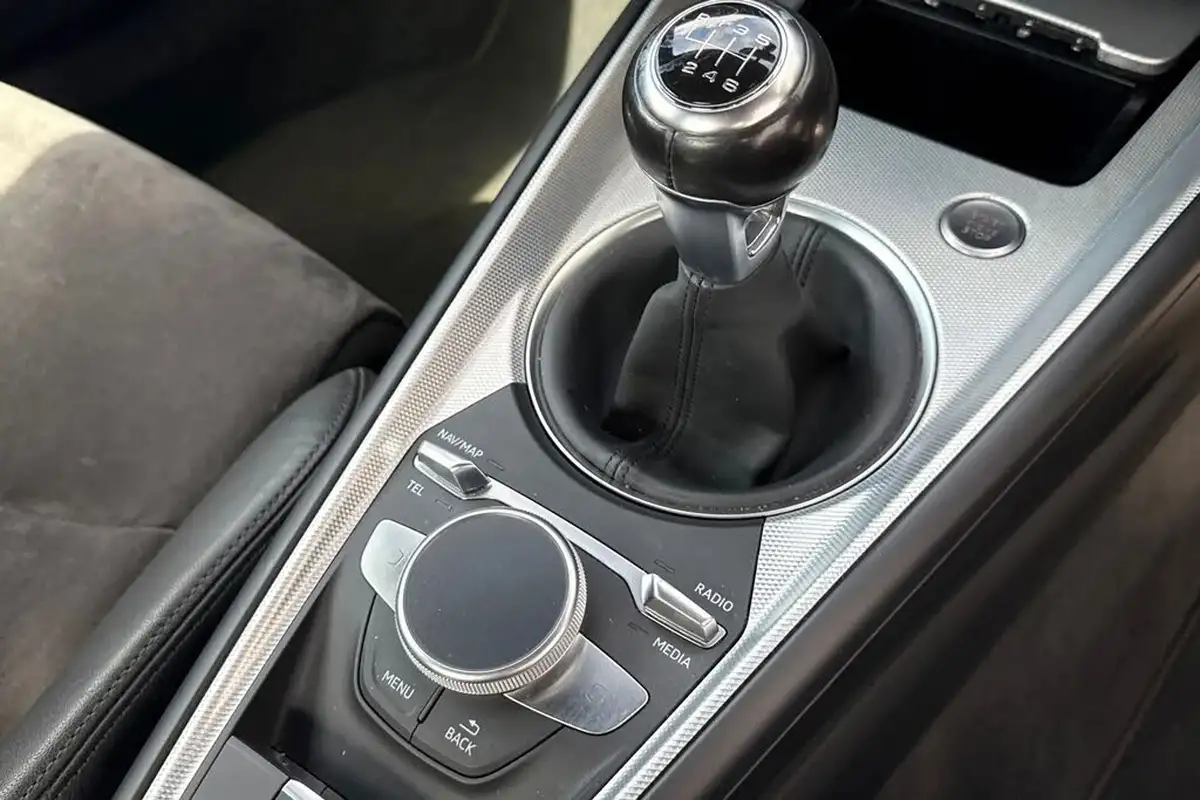 2016-audi-tt-coupe-18-tfsi-sport-big-22