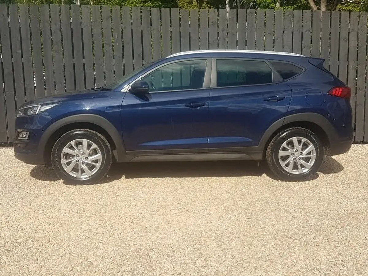 2019-hyundai-tucson-16-gdi-se-nav-big-3