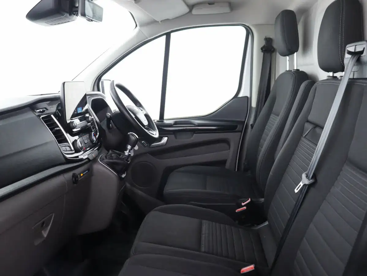 2023-ford-transit-custom-20tdci-300-l1h1-limited-130pseu6d-panel-van-1997cc-big-37