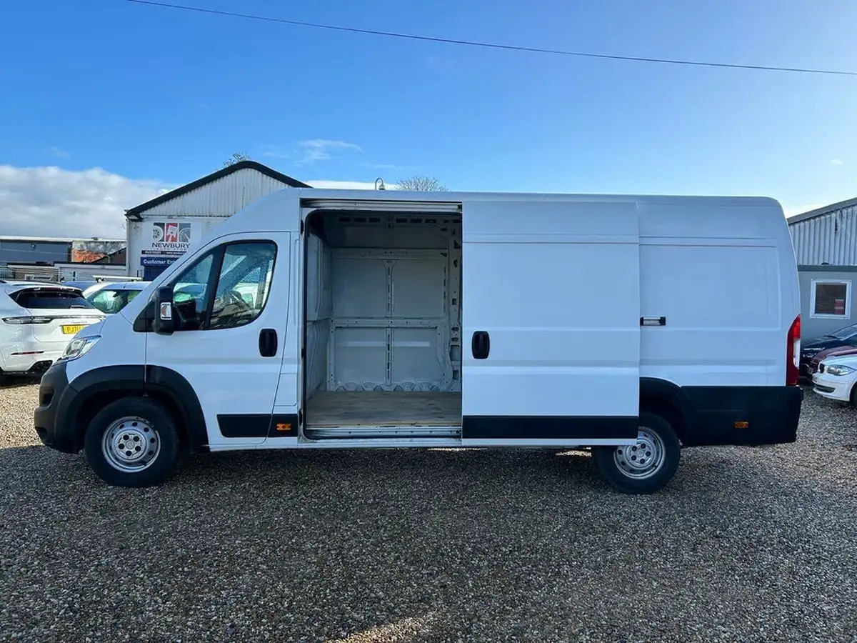 2019-citroen-relay-20bluehdi-35-l4h2-enterprise-big-6