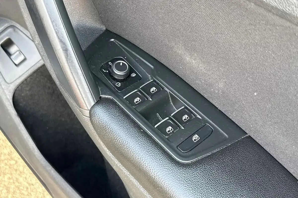 2022-volkswagen-tiguan-15-tsi-elegance-big-20