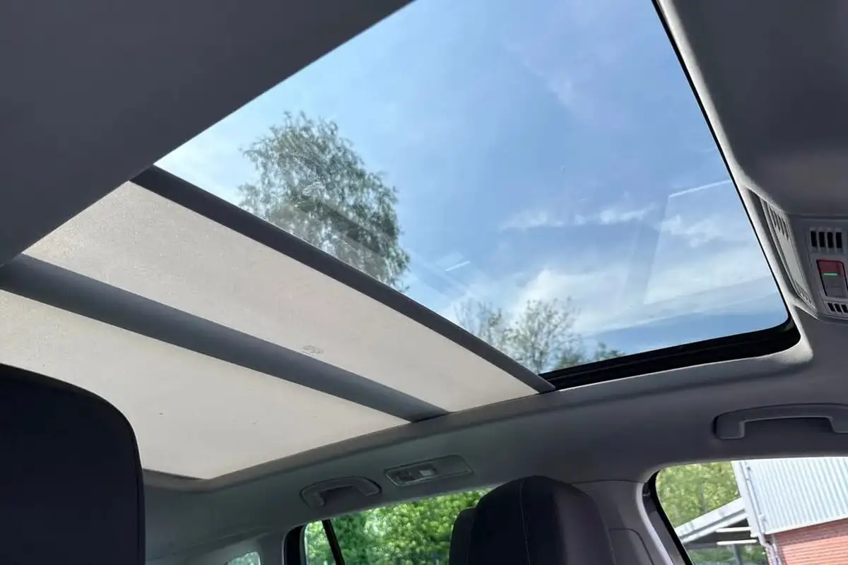 2022-volkswagen-tiguan-15-tsi-elegance-big-44