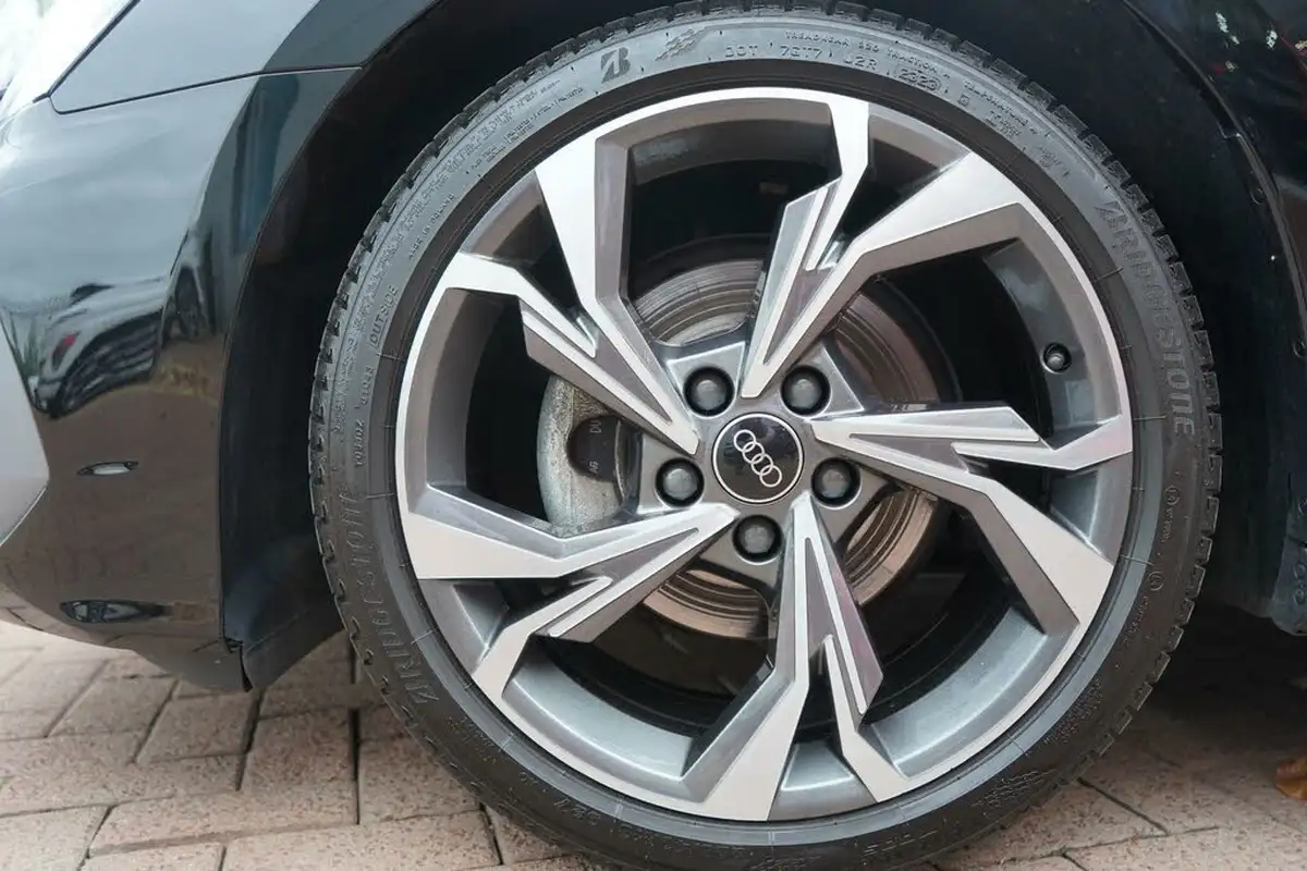 2023-audi-a3-10-30-tfsi-s-line-sportback-5d-tronic-big-33