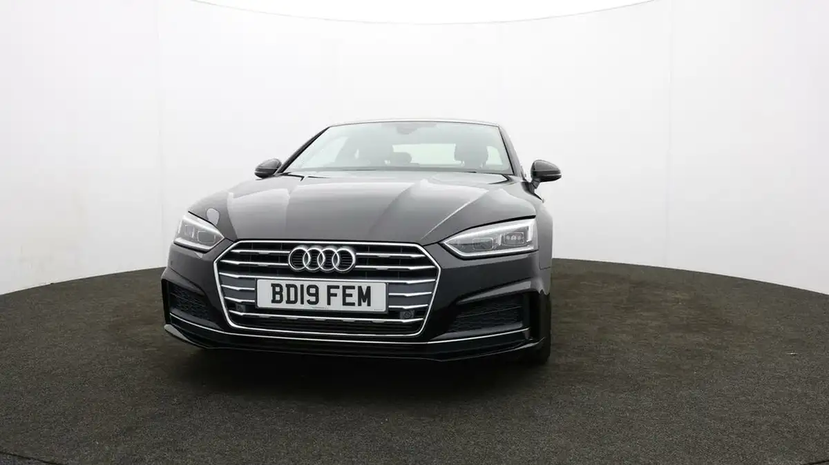 2019-audi-a5-20-35-tfsi-s-line-ss-coupe-2d-big-46