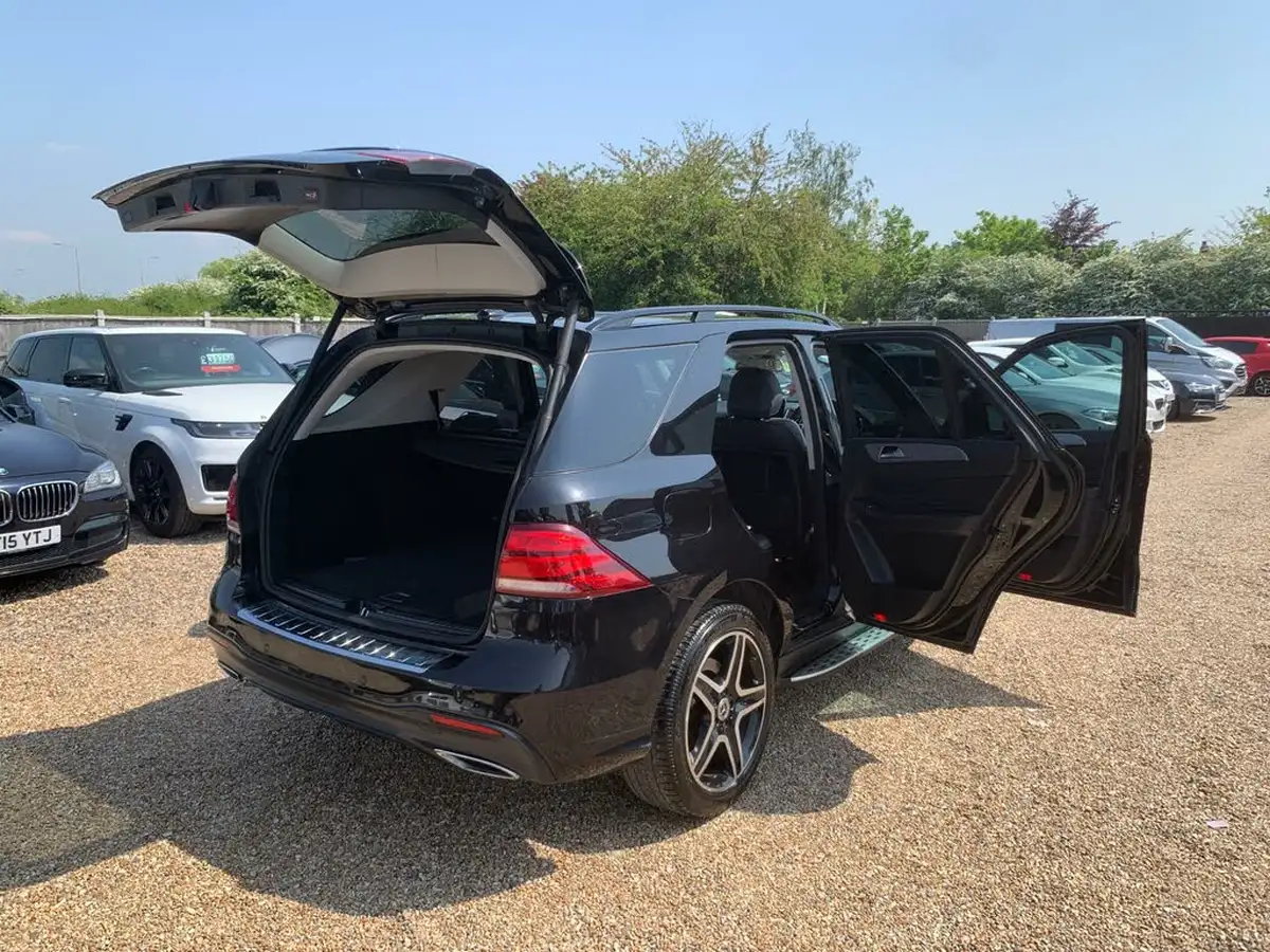 2017-mercedes-benz-gle-class-30-d-gle350d-amg-line-estate-big-51