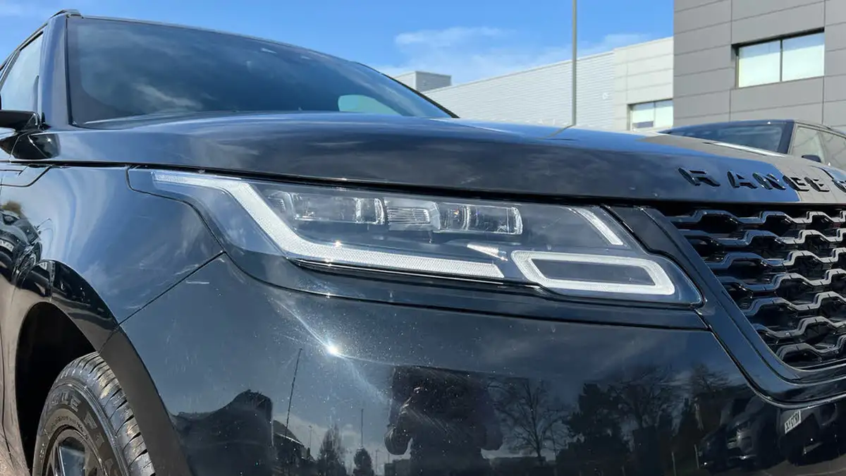 2023-land-rover-range-rover-velar-20-d200-velar-big-16