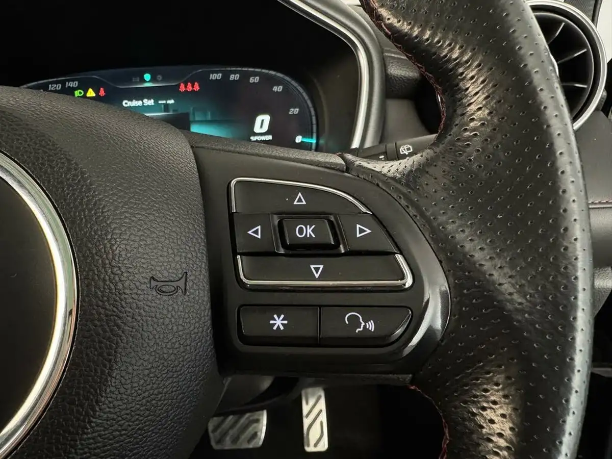2022-mg-hs-15t-gdi-exclusive-258ps-plug-in-hybrid-auto-big-18
