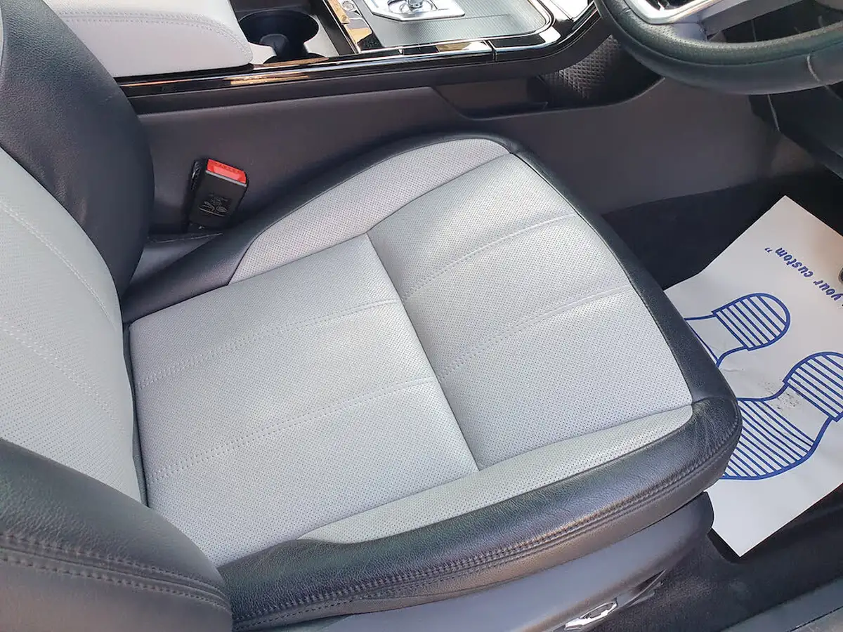 2021-land-rover-range-rover-evoque-15-p300e-r-dynamic-s-big-25