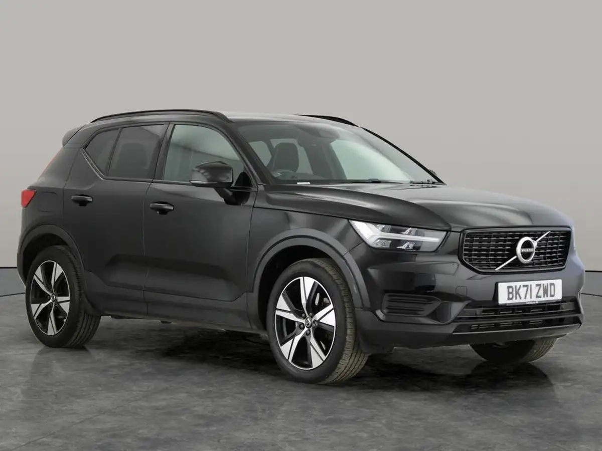 2021-volvo-xc40-15-t4-r-design-208bhp-big-3