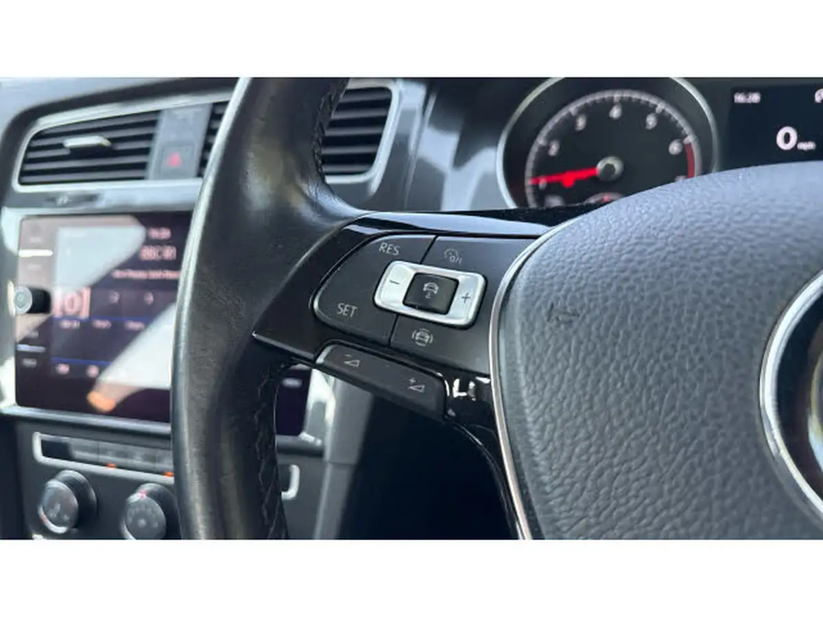 2019-volkswagen-golf-15-tsi-se-130ps-ss-hatchback-5d-big-16