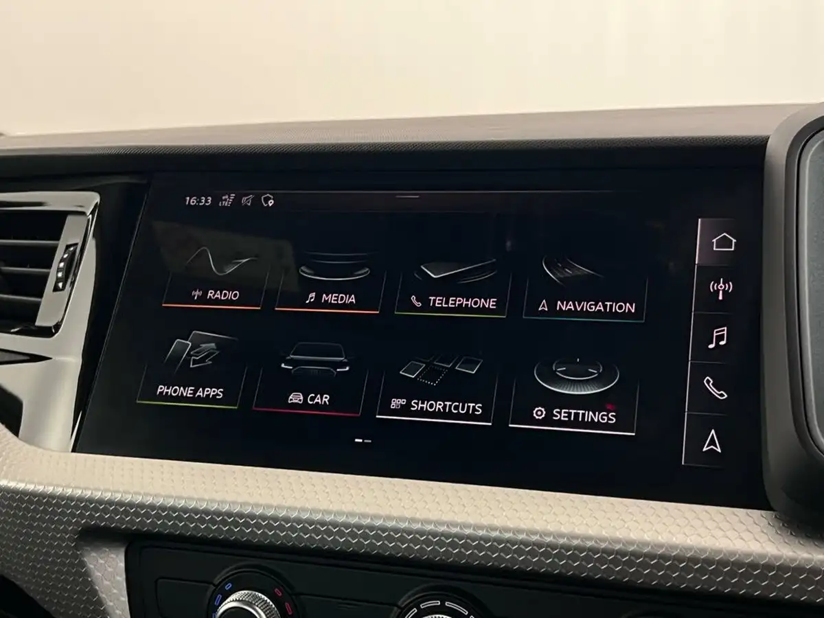2020-audi-a1-15-35-tfsi-s-line-tronic-big-23