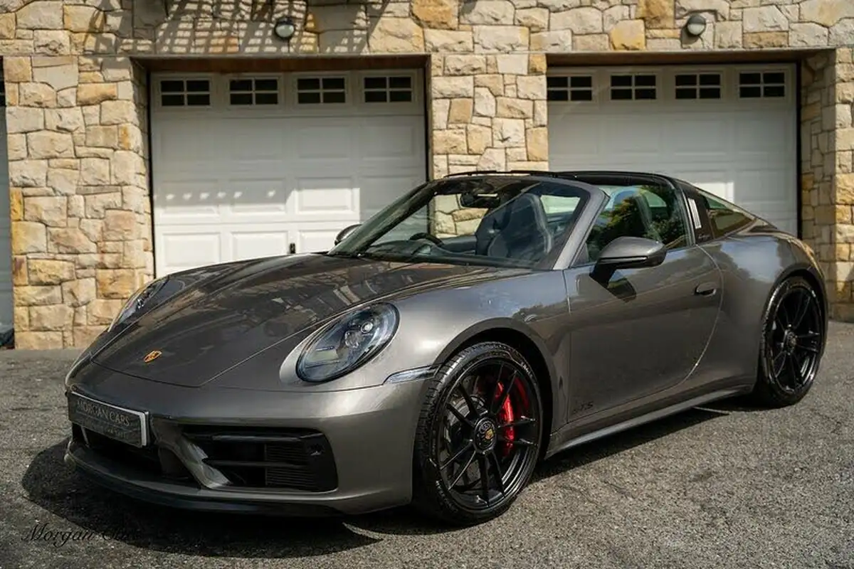2022-porsche-911-30-targa-4-gts-pdk-big-46