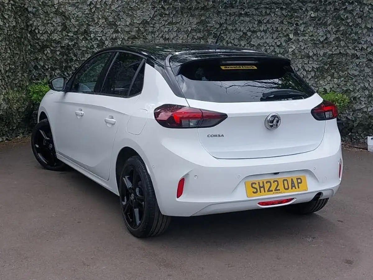 2022-vauxhall-corsa-12i-elite-edition-big-1