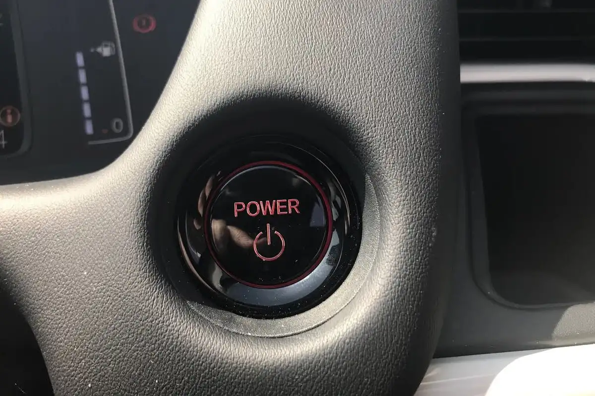 2025-honda-jazz-15-i-mmd-advance-big-22