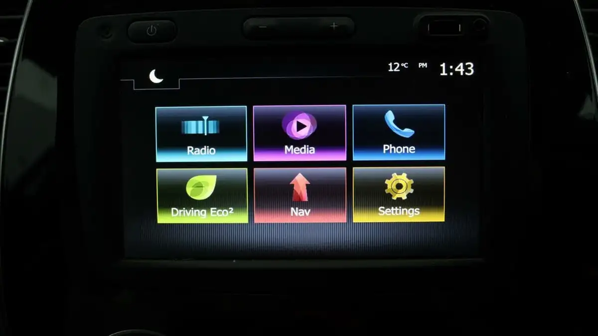 2020-renault-captur-09-tce-iconic-big-10