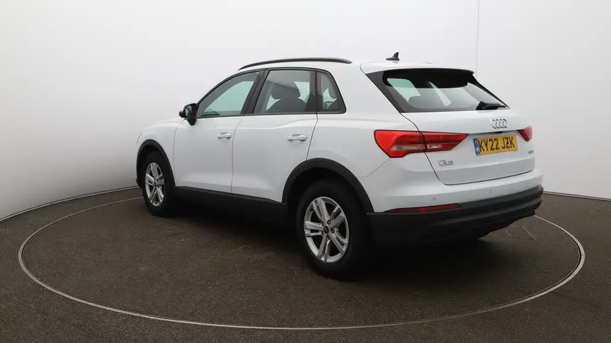 2022-audi-q3-20-35-tdi-technik-big-54
